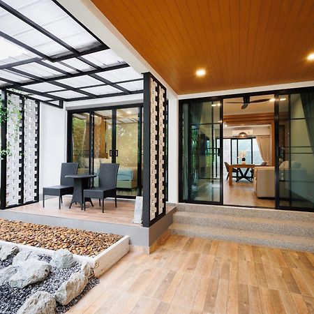T House Villa Pantai Bang Tao Bagian luar foto