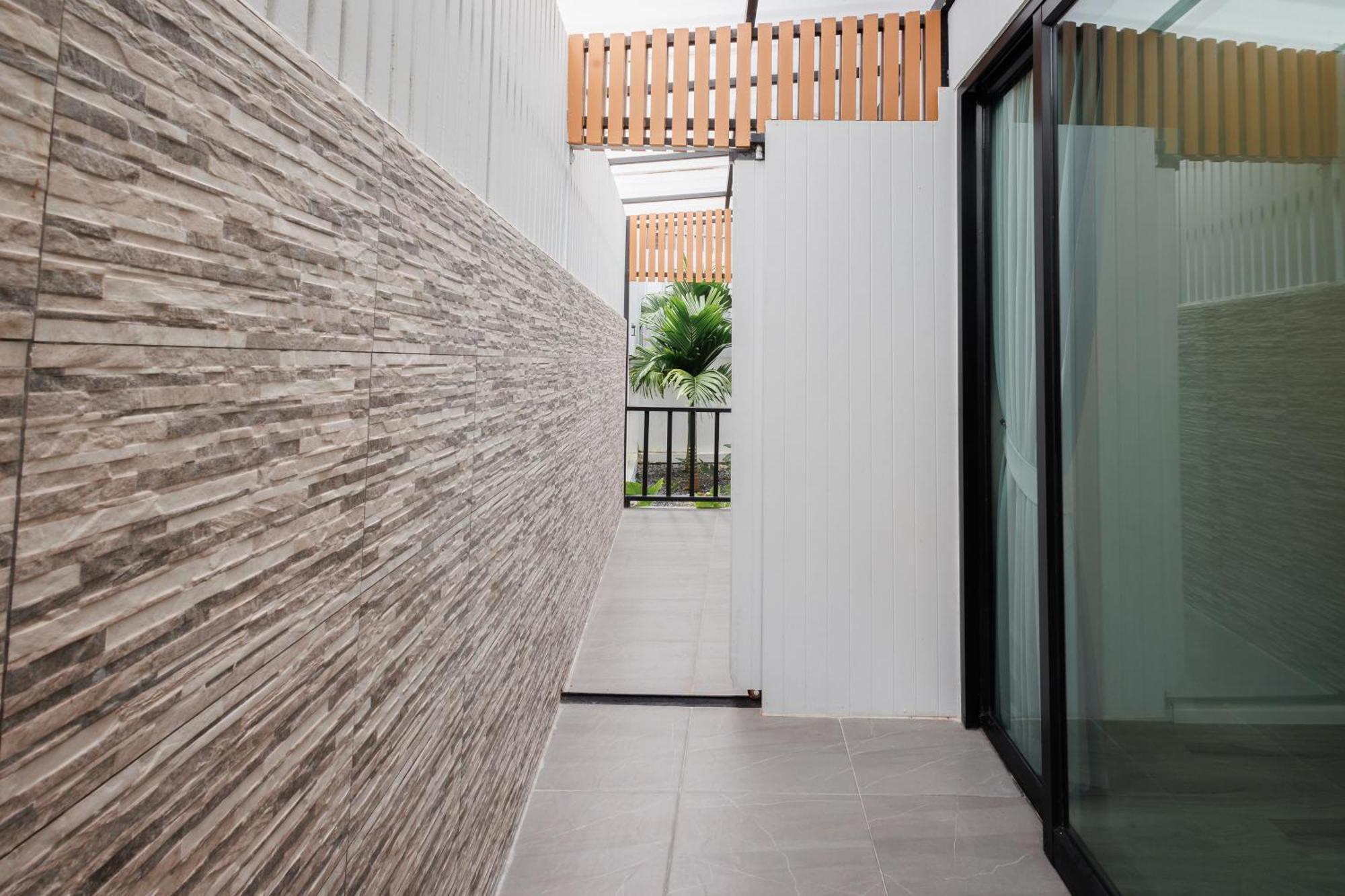 T House Villa Pantai Bang Tao Bagian luar foto