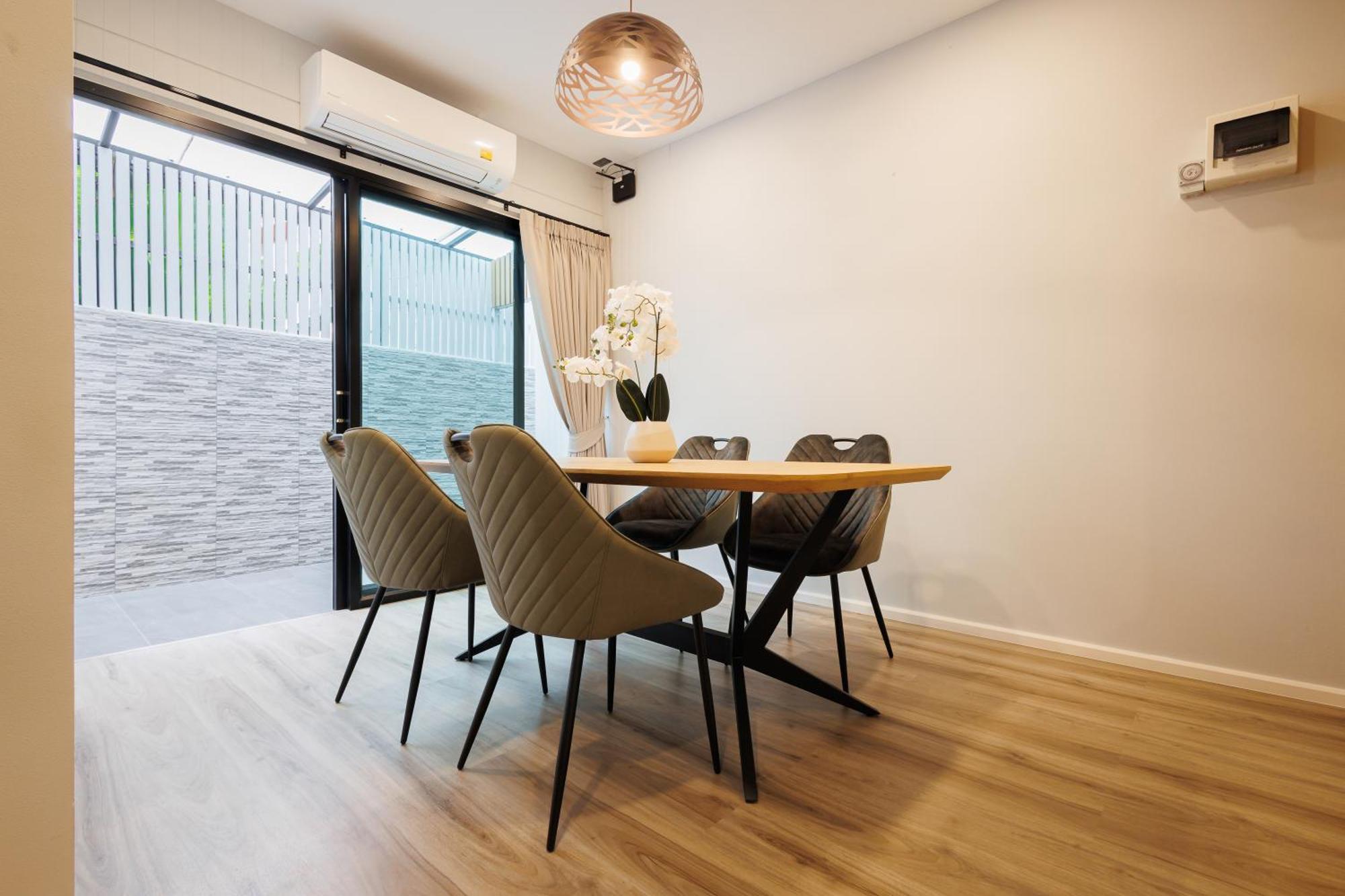T House Villa Pantai Bang Tao Bagian luar foto
