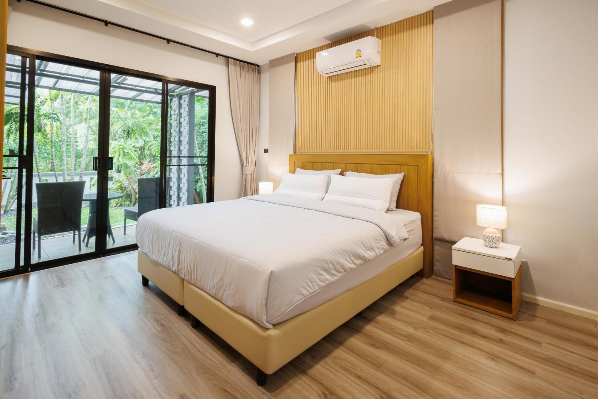 T House Villa Pantai Bang Tao Bagian luar foto