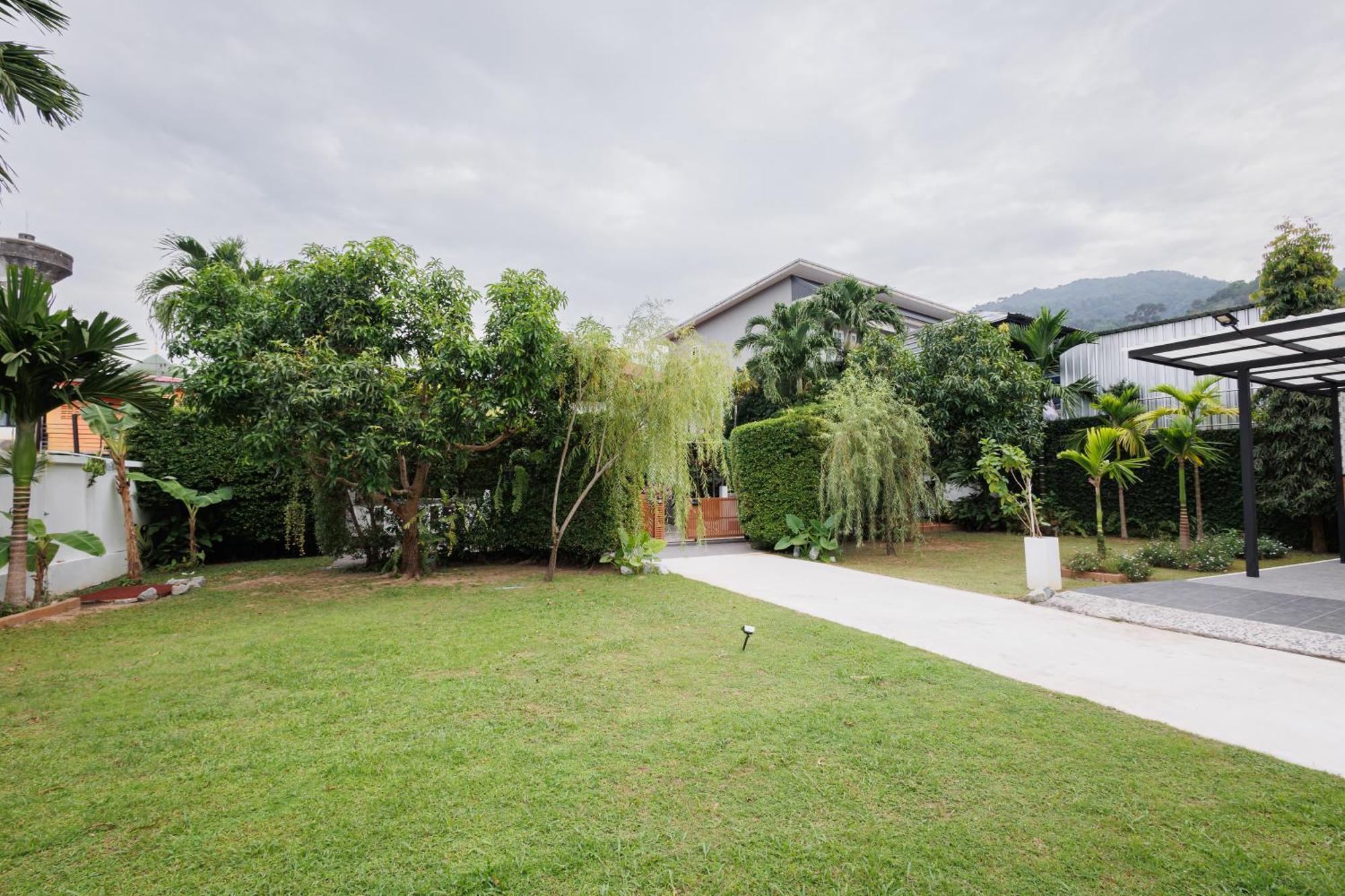 T House Villa Pantai Bang Tao Bagian luar foto